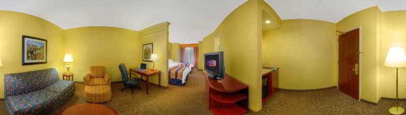 Springhill Suites Милфорд Экстерьер фото