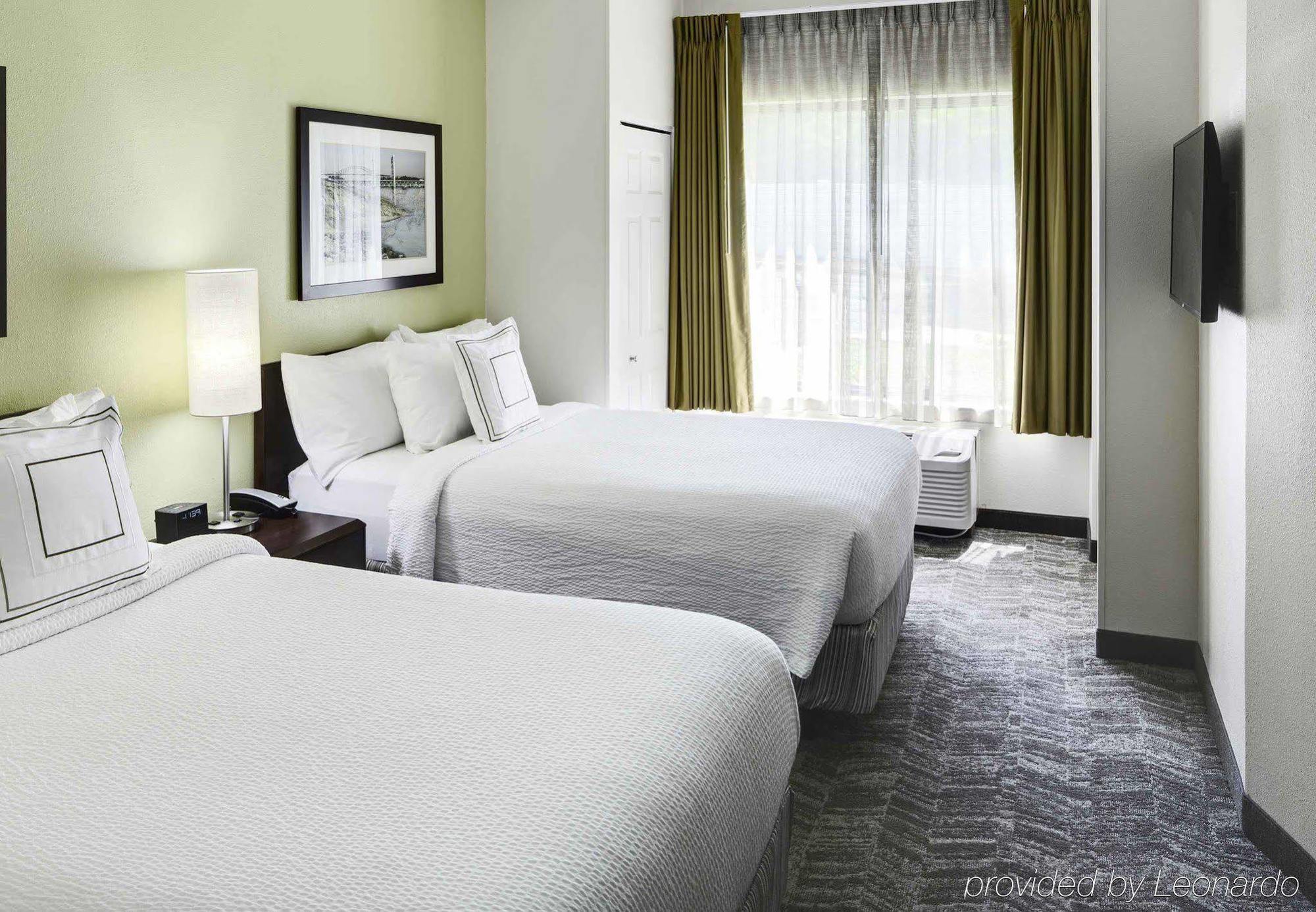 Springhill Suites Милфорд Экстерьер фото